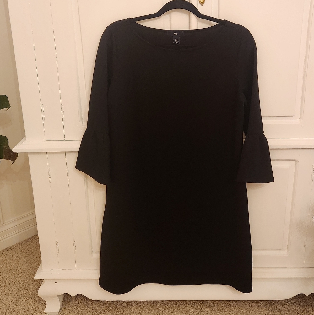 GAP Ruffled Black Dress